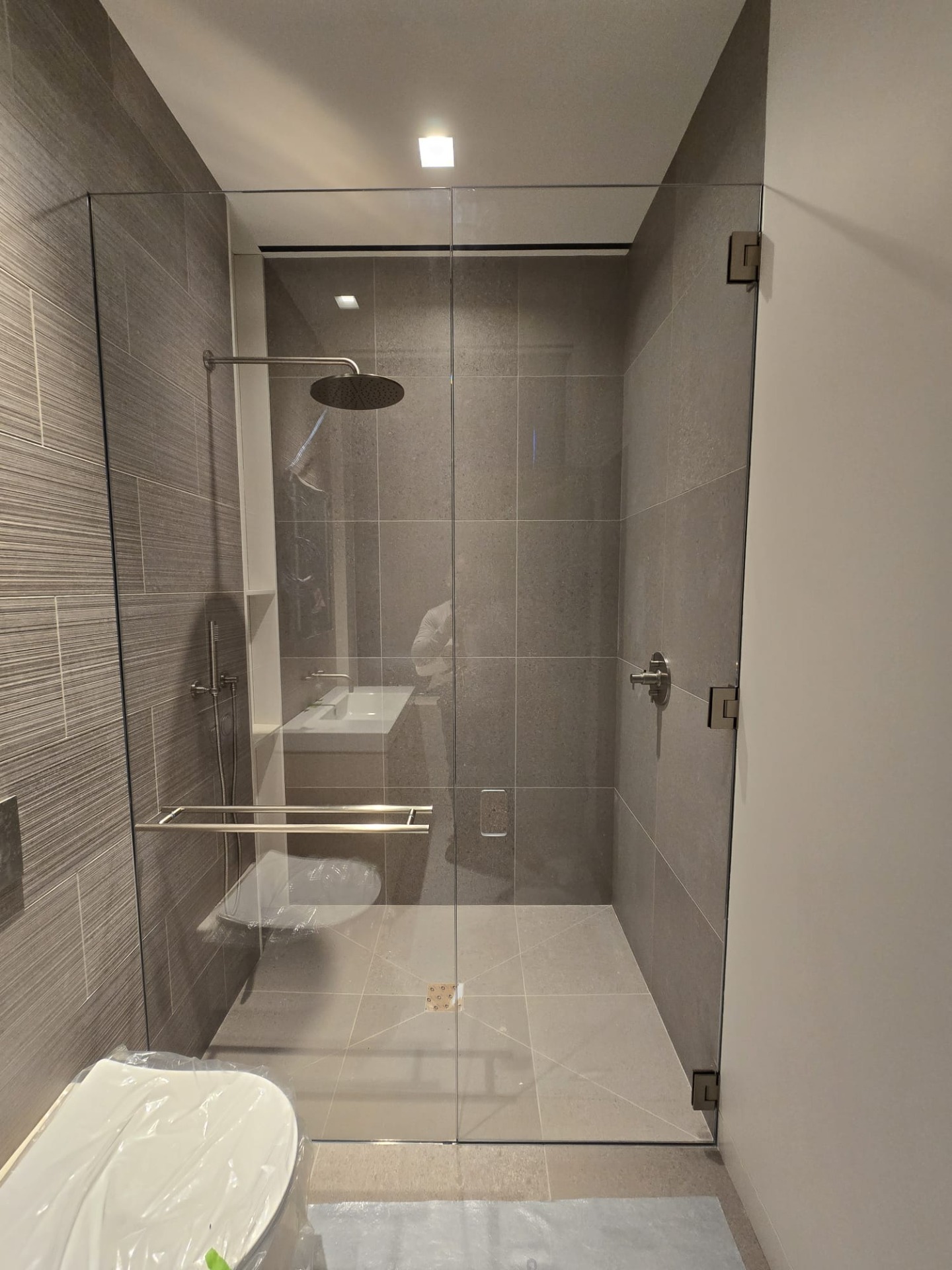 Puerta en cristal templado 10mm